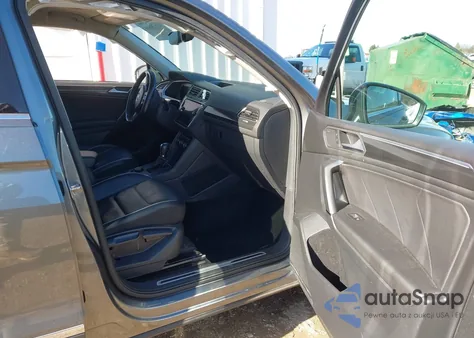 2019 Volkswagen Tiguan 2.0T Sel Premium/2.0T Sel Premium R-Line from USA, damaged, VIN 3VV4B7AX5KM028801